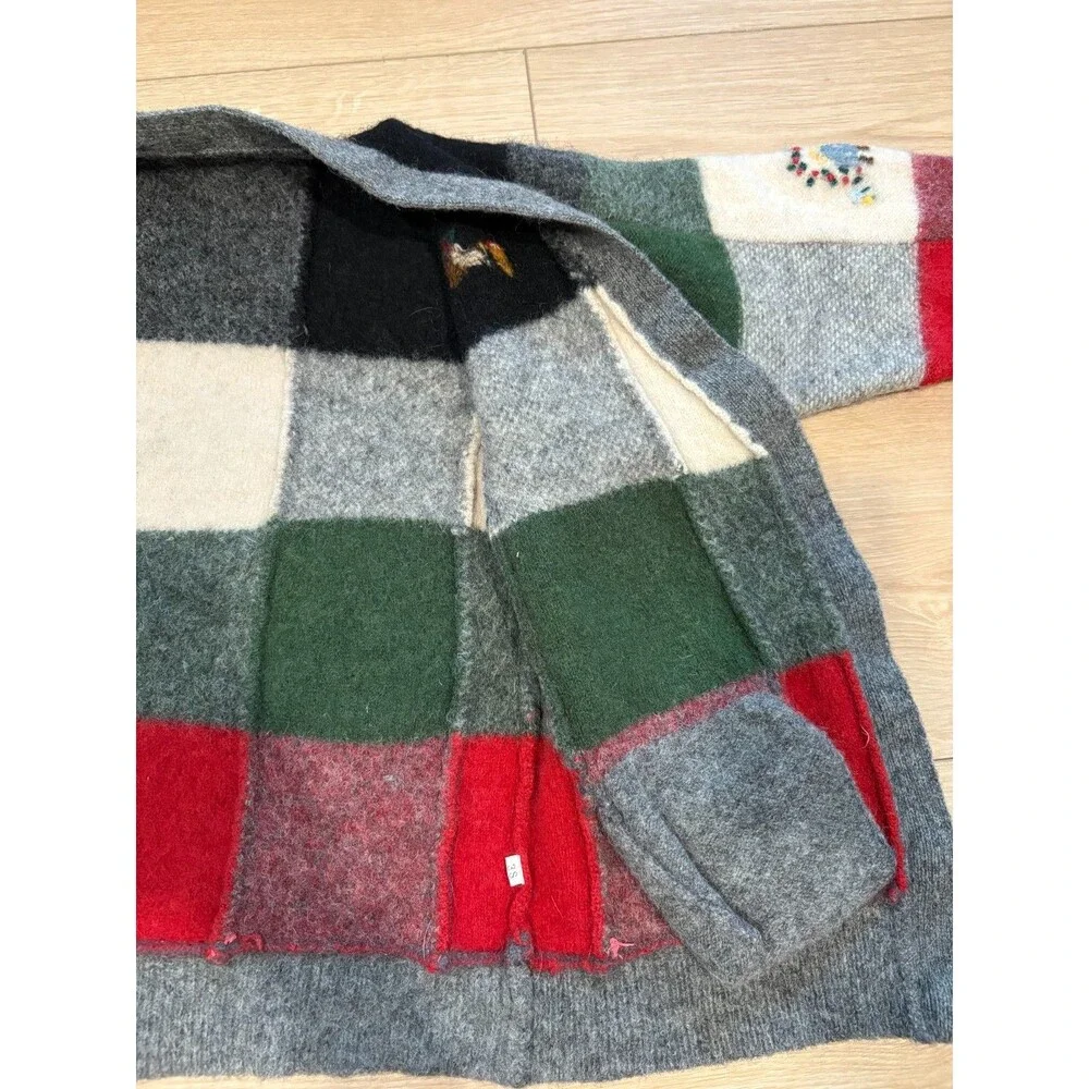 Vintage Hand Embroidered Sweater Apple Picking Fall Wool Cardigan 3S